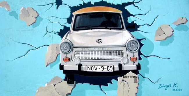 Autoversicherung Berlin - Graffiti Berliner Mauer